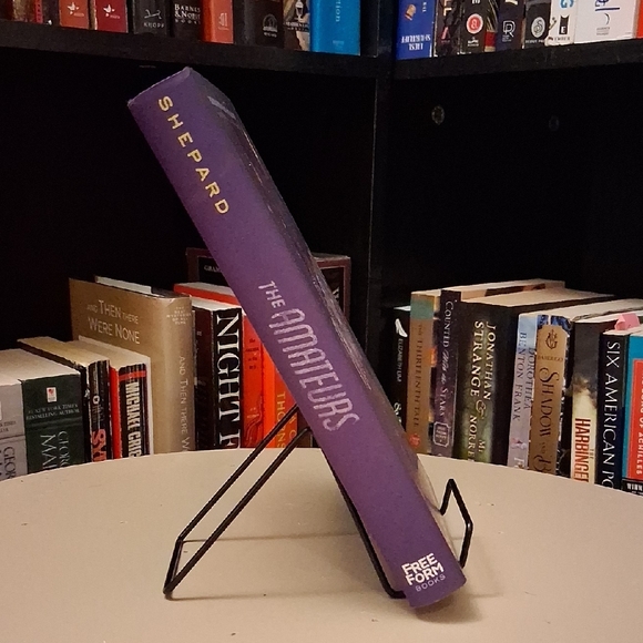 The Amateurs Book by Sara Shepard - Picture 3 of 3